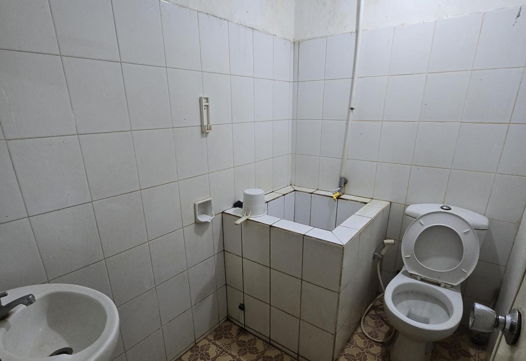 Hotel Royal Juanda Джакарта Екстериор снимка